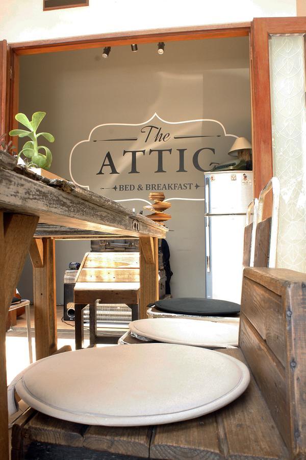 The Attic Bed & Breakfast Bandung Esterno foto