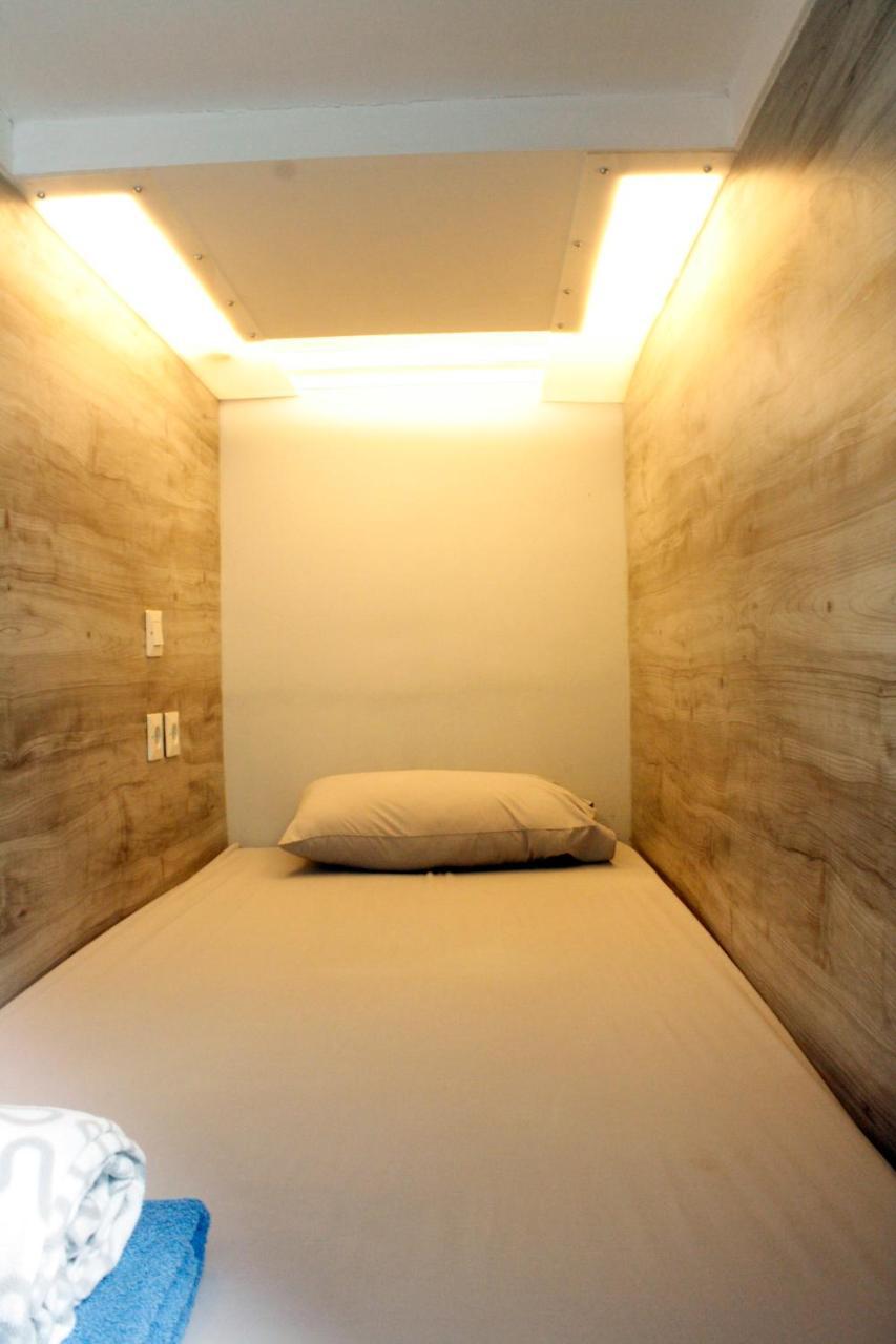 The Attic Bed & Breakfast Bandung Esterno foto